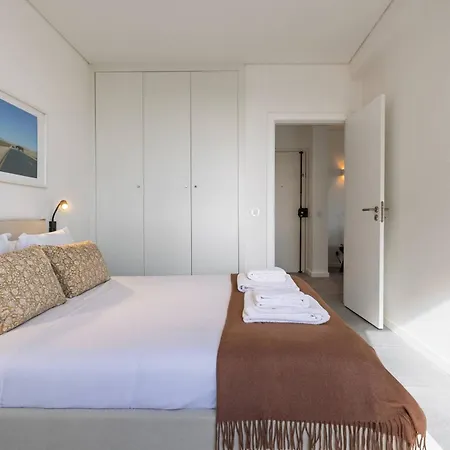 176 - Charming Riverview Apartamento Oeiras