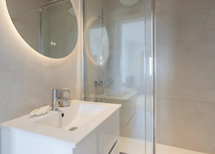 Apartamento 176 - Charming Riverview *