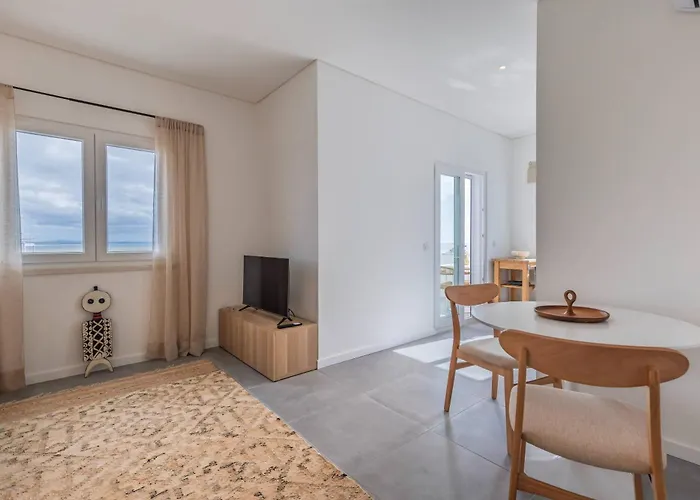 176 - Charming Riverview אוייראס